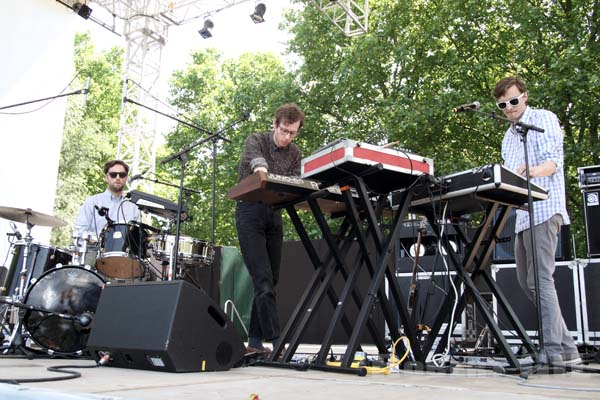 ABSOLUTELY FREE - 2014-06-08 - PARIS - Parc de la Villette - 